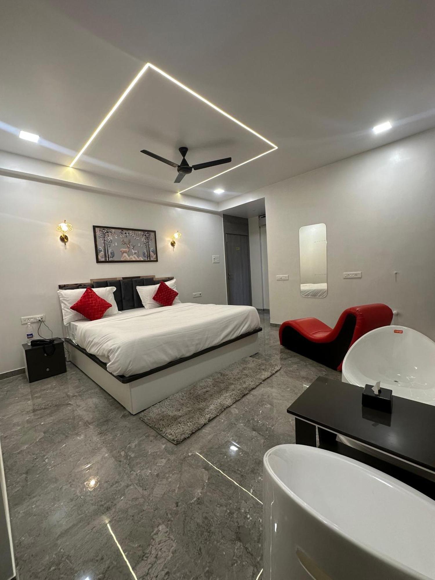 H T Baner Rd Baner Gaon Baner Hotel