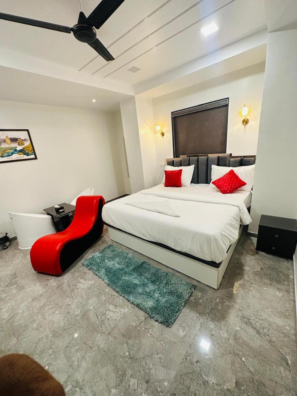 H T Baner Rd Baner Gaon Baner Hotel